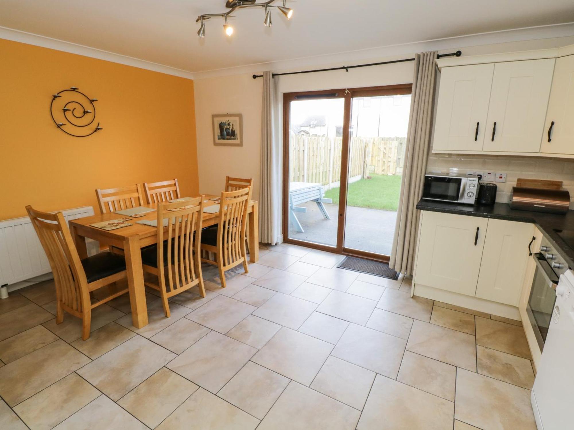 Sea Breeze Holiday Home Enniscrone Zewnętrze zdjęcie